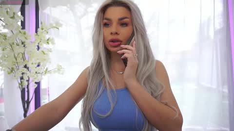 Snapshot of russian_ava chatting on February 5, 7:57 am Ava online show from February 5, 7:57 am