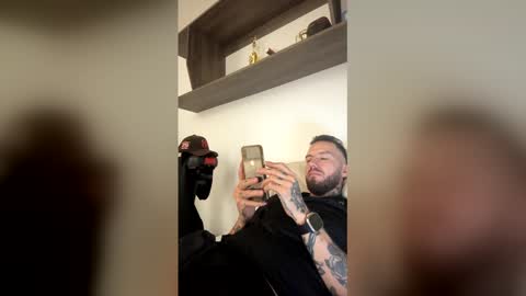 russo_fox online show from May 6, 12:41 am