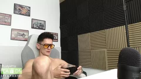 MillionDollarGuy online show from May 19, 3:24 am