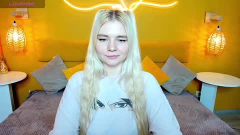 ruthbryant online show from February 1, 12:53 am