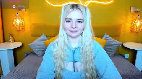 ruthbryant online show from February 7, 12:36 am