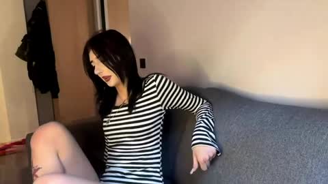 Jess online show from March 30, 5:08 am