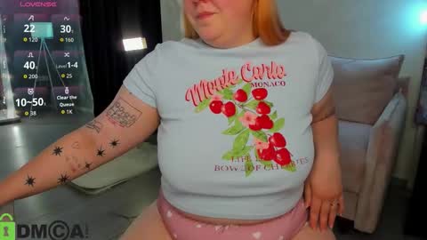 Snapshot of rutholiver chatting on October 21, 1:39 am Ruth GMT2 Mon 10 AM - 4 PM Tue 10 AM - 4 PM  Thu 3-9 AM Fri 10 AM - 4 PM Sun 10 AM - 4 PM. online show from October 21, 1:39 am