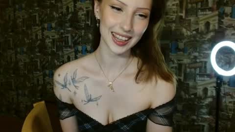 Snapshot of ruxashade chatting on April 11, 12:20 pm ruxashade online show from April 11, 12:20 pm