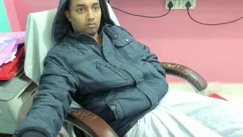 rwb17 online show from December 23, 6:00 am