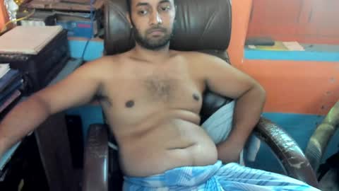 rwb17 online show from April 2, 8:56 am