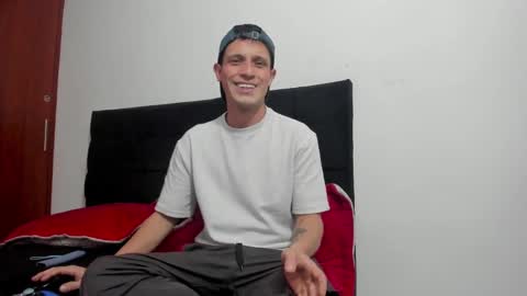 Snapshot of ryan15_ chatting on January 3, 7:07 pm Ryan 15 online show from January 3, 7:07 pm