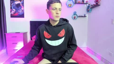 Snapshot of ryan15_ chatting on January 30, 11:33 am Ryan 15 online show from January 30, 11:33 am