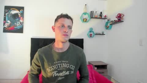 Snapshot of ryan15_ chatting on February 3, 3:06 pm Ryan 15 online show from February 3, 3:06 pm