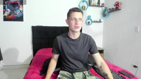 Snapshot of ryan15_ chatting on February 10, 12:08 pm Ryan 15 online show from February 10, 12:08 pm