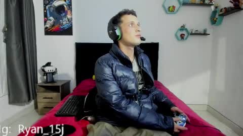 Snapshot of ryan15_ chatting on September 9, 1:27 am Ryan 15 online show from September 9, 1:27 am