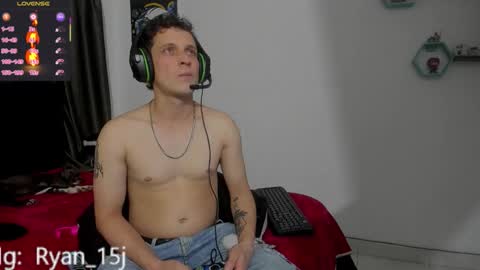 Snapshot of ryan15_ chatting on September 21, 12:12 am Ryan 15 online show from September 21, 12:12 am