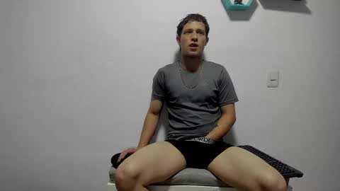 Snapshot of ryan15_ chatting on March 24, 10:42 am Ryan 15 online show from March 24, 10:42 am