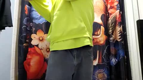 Snapshot of ryan198650 chatting on February 2, 10:41 pm ryan198650 online show from February 2, 10:41 pm