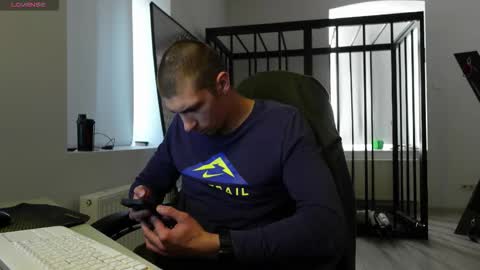 Snapshot of ryan_dozer chatting on September 28, 6:52 am RYAN DOZER online show from September 28, 6:52 am