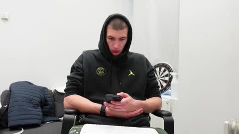 Snapshot of ryan_dozer chatting on October 4, 5:49 am RYAN DOZER online show from October 4, 5:49 am