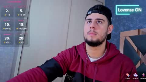 Snapshot of ryan_evanns chatting on October 6, 11:29 am R Y A N online show from October 6, 11:29 am