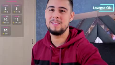 Snapshot of ryan_evanns chatting on October 10, 12:59 pm R Y A N online show from October 10, 12:59 pm