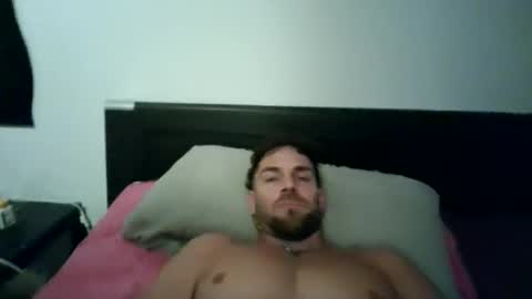 Snapshot of ryan_fit100 chatting on September 9, 9:47 pm ryan_fit100 online show from September 9, 9:47 pm