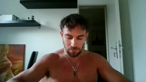 Snapshot of ryan_fit100 chatting on September 16, 5:03 pm ryan_fit100 online show from September 16, 5:03 pm