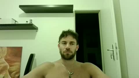 Snapshot of ryan_fit100 chatting on September 18, 6:43 pm ryan_fit100 online show from September 18, 6:43 pm