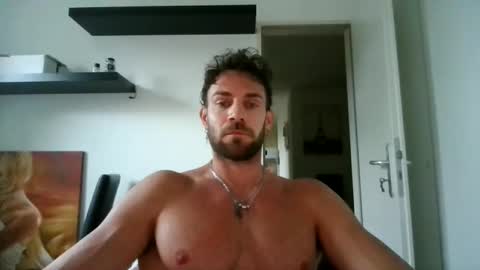 Snapshot of ryan_fit100 chatting on September 21, 4:41 pm ryan_fit100 online show from September 21, 4:41 pm