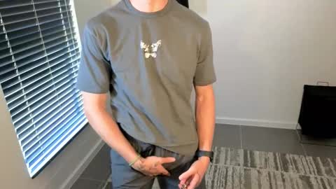 Snapshot of ryan_gainzz chatting on February 21, 12:17 pm Ryan gainzz online show from February 21, 12:17 pm