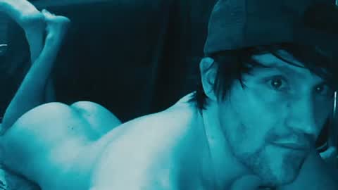 Snapshot of ryan_is_nude chatting on December 6, 5:33 pm Rhys online show from December 6, 5:33 pm