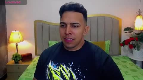 Snapshot of ryan_nesson chatting on October 4, 1:31 pm Ryan online show from October 4, 1:31 pm