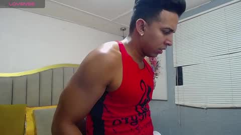 Snapshot of ryan_nesson chatting on October 15, 1:28 am Ryan online show from October 15, 1:28 am