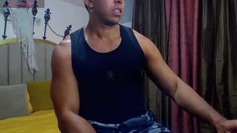 Snapshot of ryan_nesson chatting on October 30, 12:45 am Ryan online show from October 30, 12:45 am