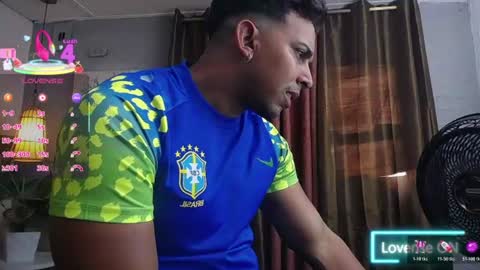 Snapshot of ryan_nesson chatting on June 24, 7:13 pm Ryan online show from June 24, 7:13 pm