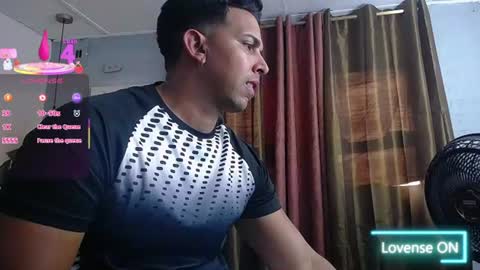Snapshot of ryan_nesson chatting on July 1, 7:24 pm Ryan online show from July 1, 7:24 pm