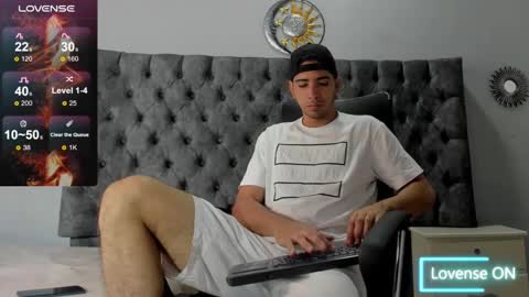 Snapshot of ryan_paterson chatting on January 27, 7:56 pm Ryan online show from January 27, 7:56 pm