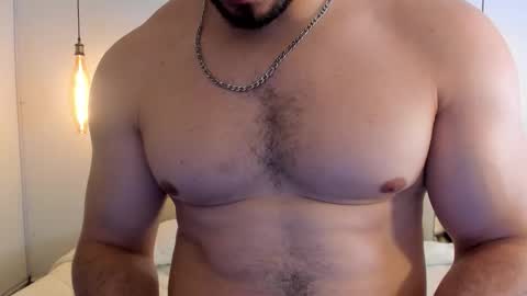 Snapshot of ryan_ward79 chatting on March 28, 3:50 am Ryan online show from March 28, 3:50 am