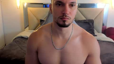 Snapshot of ryan_ward79 chatting on June 16, 1:58 pm Ryan online show from June 16, 1:58 pm