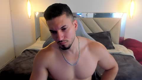 Snapshot of ryan_ward79 chatting on June 20, 1:14 pm Ryan online show from June 20, 1:14 pm