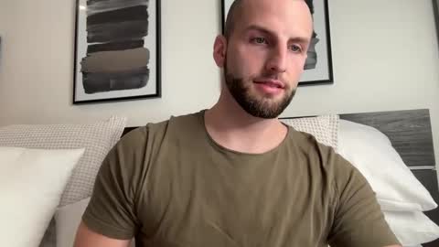 Ryan  Chad online show from February 3, 1:51 pm