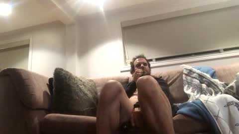 Snapshot of ryanbishops01 chatting on December 28, 5:23 am Ryland online show from December 28, 5:23 am