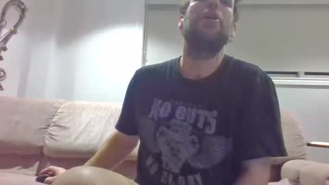 Snapshot of ryanbishops01 chatting on February 2, 7:20 am Ryland online show from February 2, 7:20 am