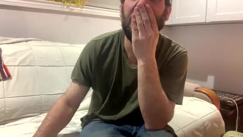 Snapshot of ryanbishops01 chatting on March 2, 12:42 am Ryland online show from March 2, 12:42 am