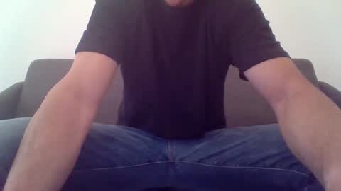 Snapshot of ryand066 chatting on March 28, 8:41 pm ryand066 online show from March 28, 8:41 pm