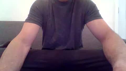 Snapshot of ryand066 chatting on April 4, 12:09 am ryand066 online show from April 4, 12:09 am