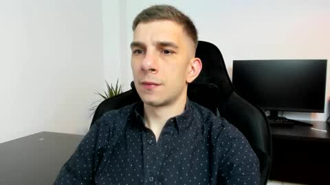 Andrew C. online show from May 17, 7:43 pm