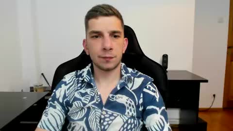 Andrew C. online show from June 20, 8:55 pm