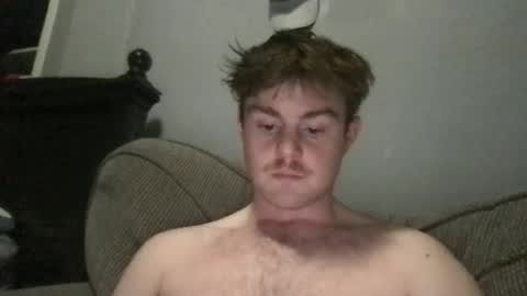 ryanhung_57 online show from October 26, 1:33 am