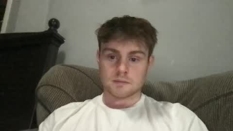 ryanhung_57 online show from April 1, 4:02 am