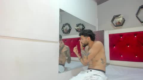 Snapshot of ryanjaramillo chatting on March 23, 8:24 pm Ryan online show from March 23, 8:24 pm