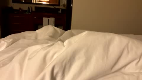 Snapshot of ryann_99 chatting on October 7, 2:31 am ryann_99 online show from October 7, 2:31 am