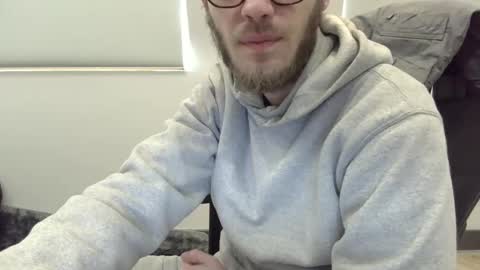 Snapshot of ryanogorman5858 chatting on February 16, 3:38 pm anonomousstoneruk online show from February 16, 3:38 pm